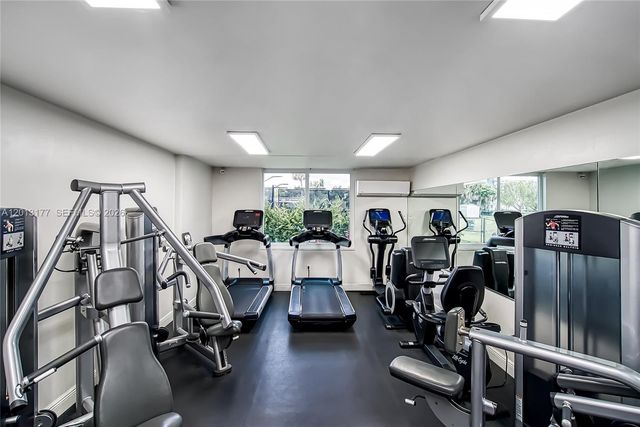 919 Hillcrest 607, Hollywood, FL 33021