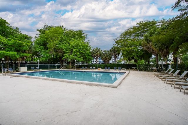 919 Hillcrest 607, Hollywood, FL 33021