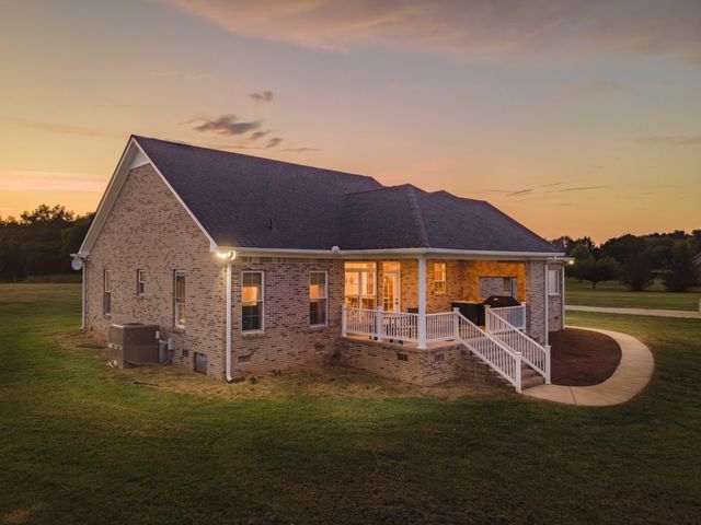 2829 Anes Station Rd, Lewisburg, TN 37091