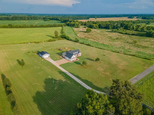 2829 Anes Station Rd, Lewisburg, TN 37091