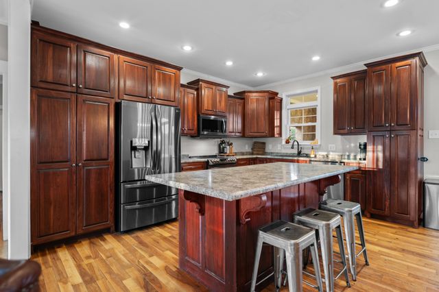 2829 Anes Station Rd, Lewisburg, TN 37091