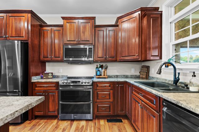 2829 Anes Station Rd, Lewisburg, TN 37091