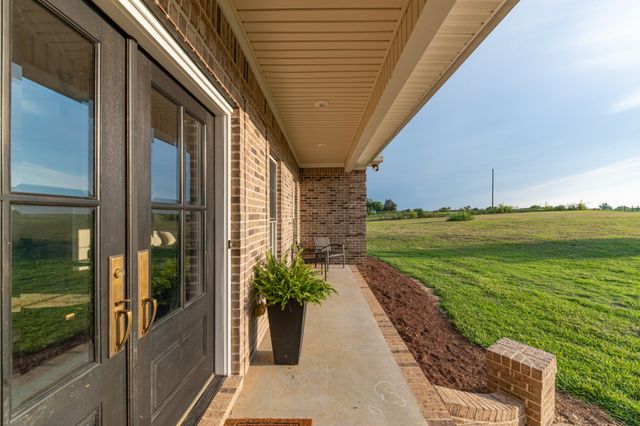 2829 Anes Station Rd, Lewisburg, TN 37091
