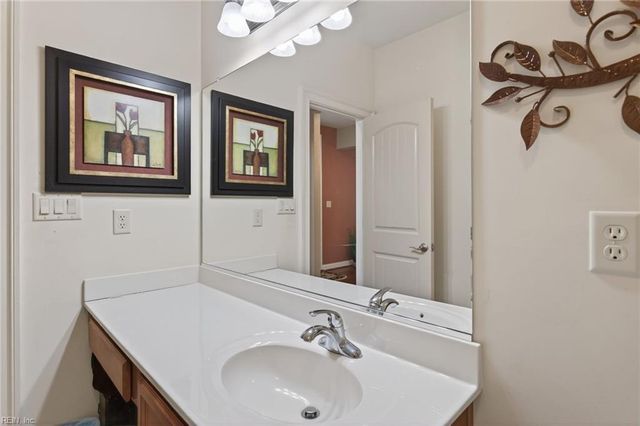 3973 Grand Isle DR, Chesapeake, VA 23323