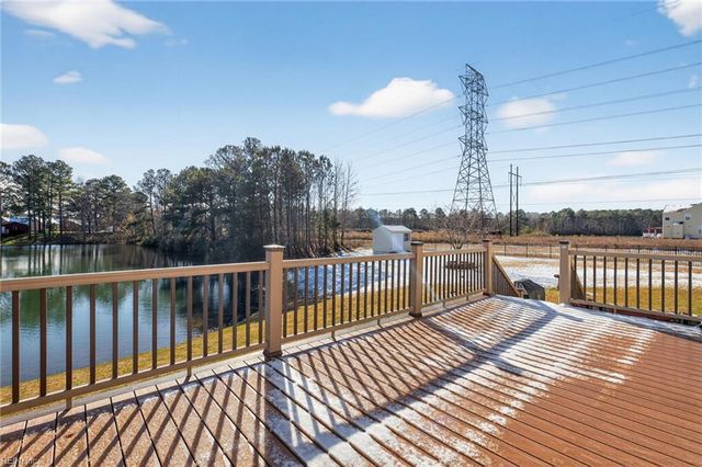 3973 Grand Isle DR, Chesapeake, VA 23323