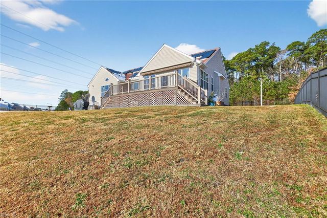 3973 Grand Isle DR, Chesapeake, VA 23323