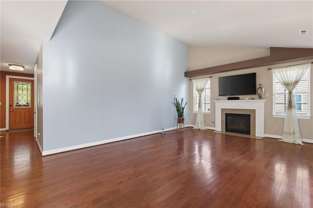 3973 Grand Isle DR, Chesapeake, VA 23323