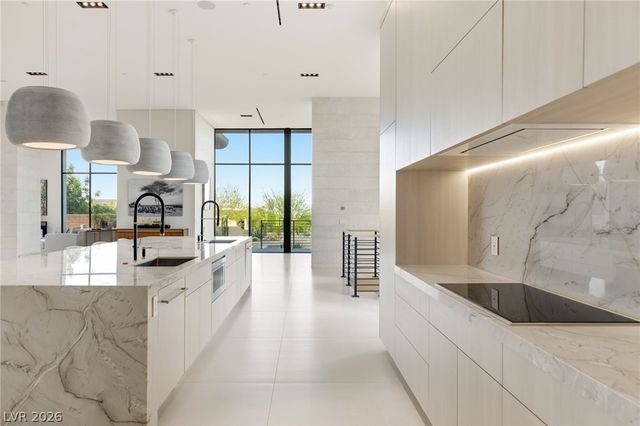 63 Midnight Sky Drive, Las Vegas, NV 89135