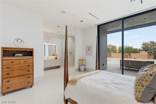 63 Midnight Sky Drive, Las Vegas, NV 89135