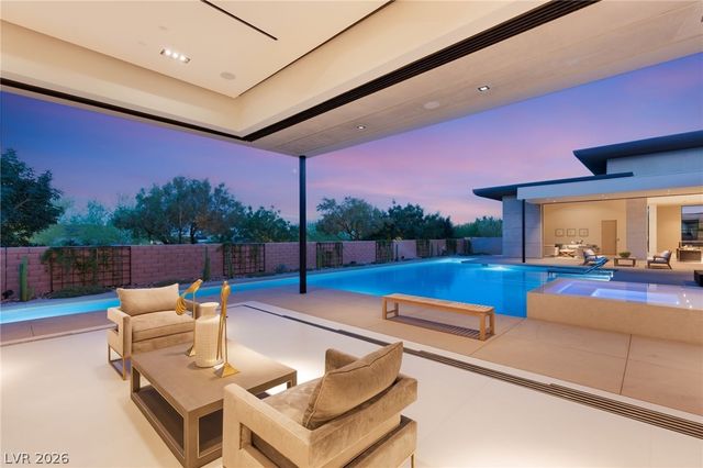63 Midnight Sky Drive, Las Vegas, NV 89135