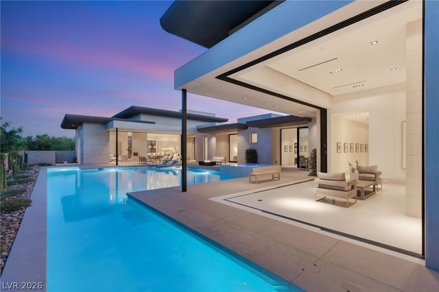 63 Midnight Sky Drive, Las Vegas, NV 89135