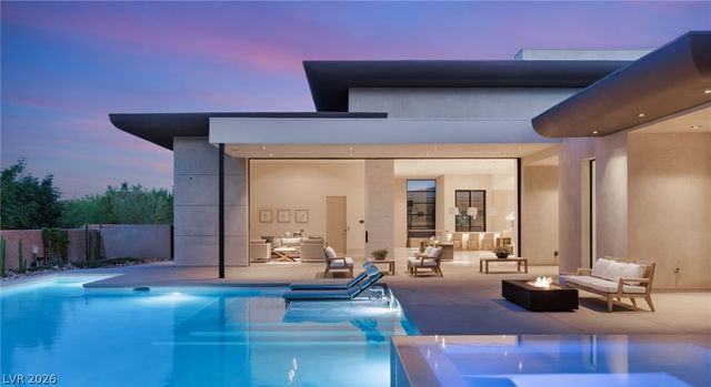 63 Midnight Sky Drive, Las Vegas, NV 89135