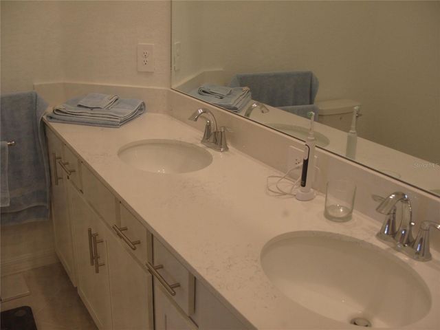 17540 OPAL SAND DRIVE 204, Venice, FL 34293