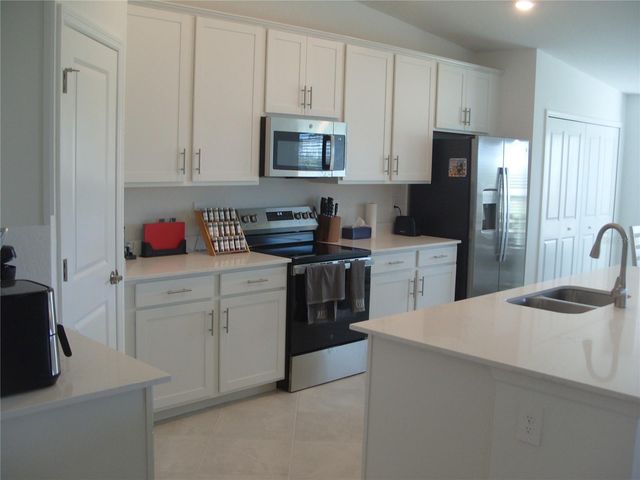 17540 OPAL SAND DRIVE 204, Venice, FL 34293