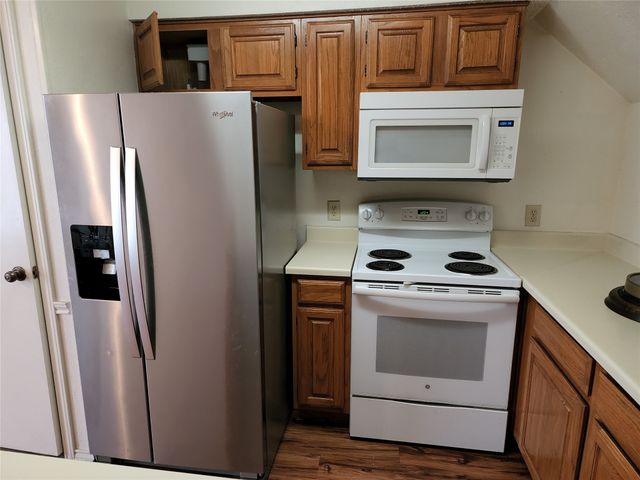 3024-3030 N Bell Avenue, Denton, TX 76209