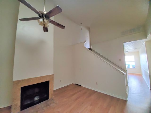 3024-3030 N Bell Avenue, Denton, TX 76209