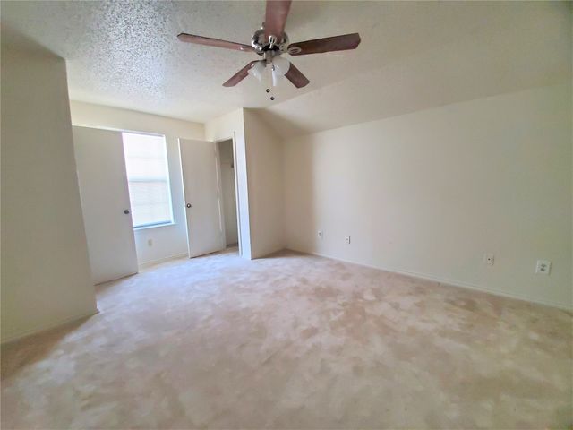 3024-3030 N Bell Avenue, Denton, TX 76209