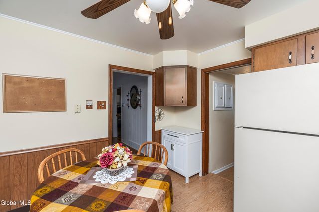 22 Heatherington Street, Scotia, NY 12302