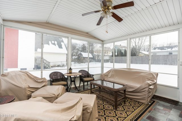 22 Heatherington Street, Scotia, NY 12302