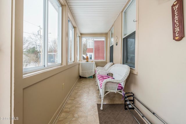 22 Heatherington Street, Scotia, NY 12302