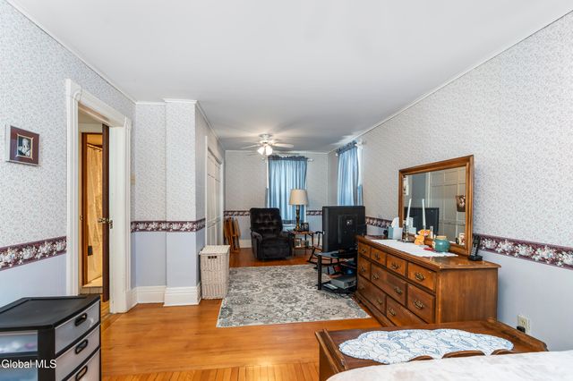 22 Heatherington Street, Scotia, NY 12302