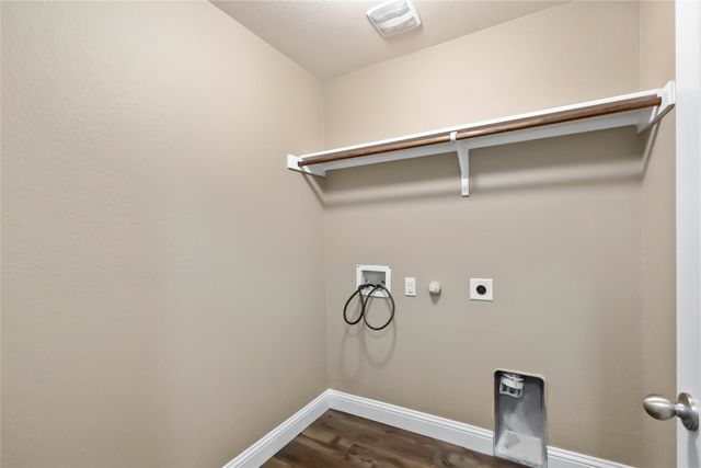 1450 Arabella Avenue, Forney, TX 75126