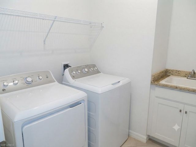3426 Menores WAY, Fort Myers, FL 33905
