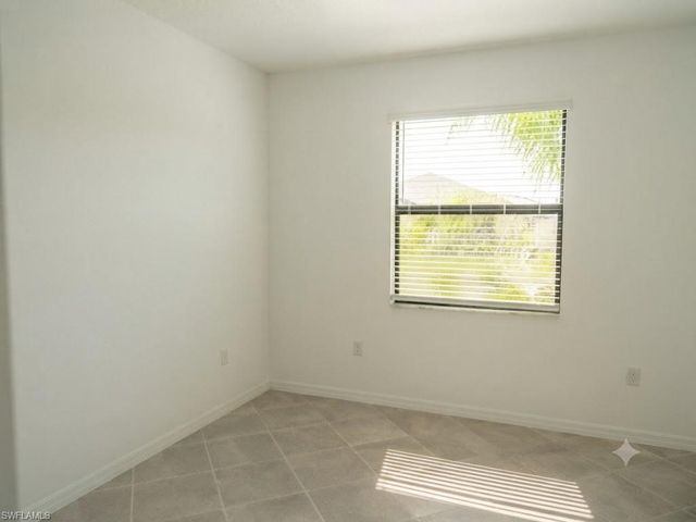 3426 Menores WAY, Fort Myers, FL 33905