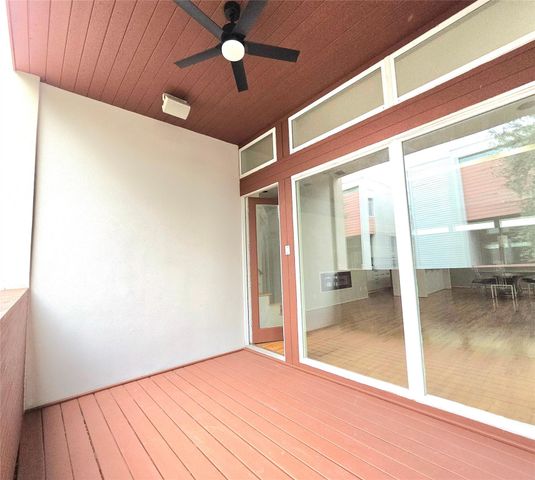 1107 W 17th Street, Houston, TX 77008