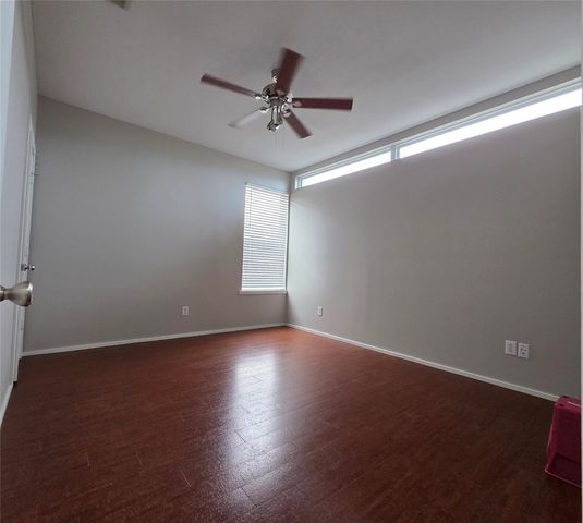 1107 W 17th Street, Houston, TX 77008