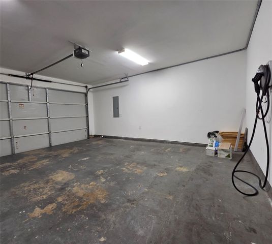 1107 W 17th Street, Houston, TX 77008