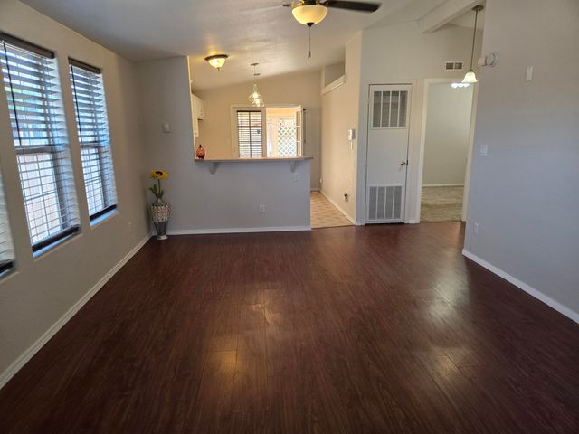 519 FENWICK Place SW, Albuquerque, NM 87121