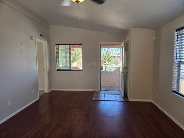 519 FENWICK Place SW, Albuquerque, NM 87121