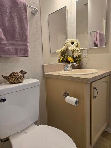 519 FENWICK Place SW, Albuquerque, NM 87121