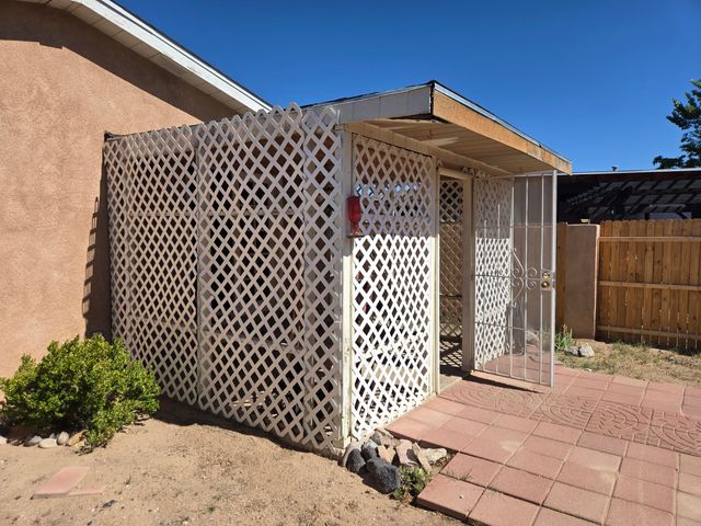 519 FENWICK Place SW, Albuquerque, NM 87121