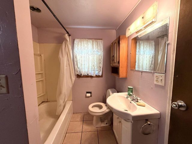 2056 NEWBERRY AVENUE, Green Bay, WI 54302