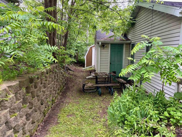 2056 NEWBERRY AVENUE, Green Bay, WI 54302