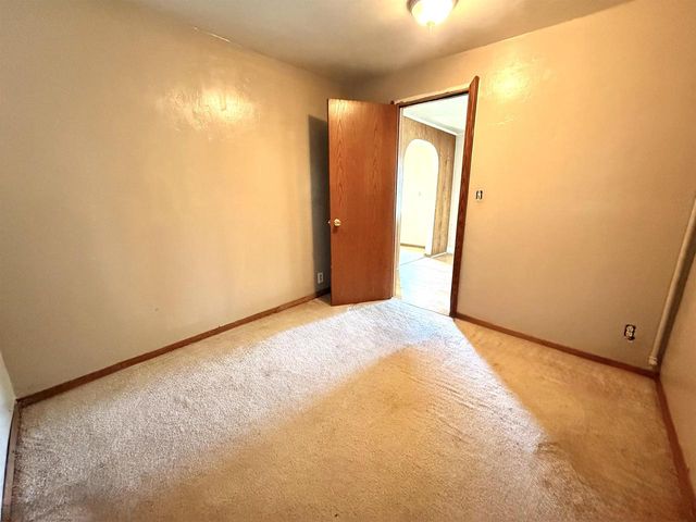 2056 NEWBERRY AVENUE, Green Bay, WI 54302