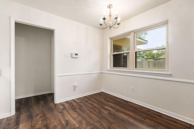 806 S Hyannis Port Street, Crosby, TX 77532