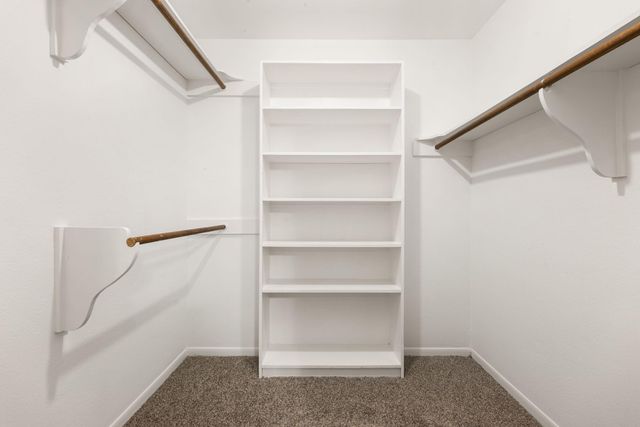 806 S Hyannis Port Street, Crosby, TX 77532