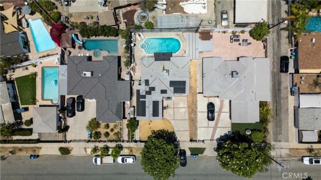 12521 Stagg Street, North Hollywood, CA 91605