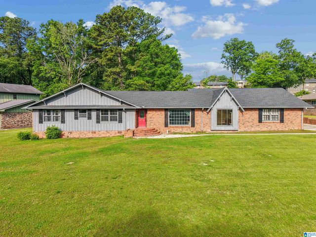 732 MILGRAY LANE, Bessemer, AL 35022