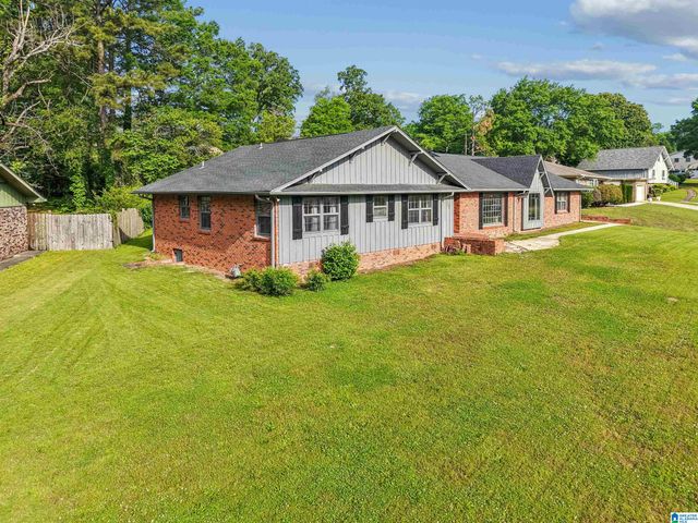 732 MILGRAY LANE, Bessemer, AL 35022