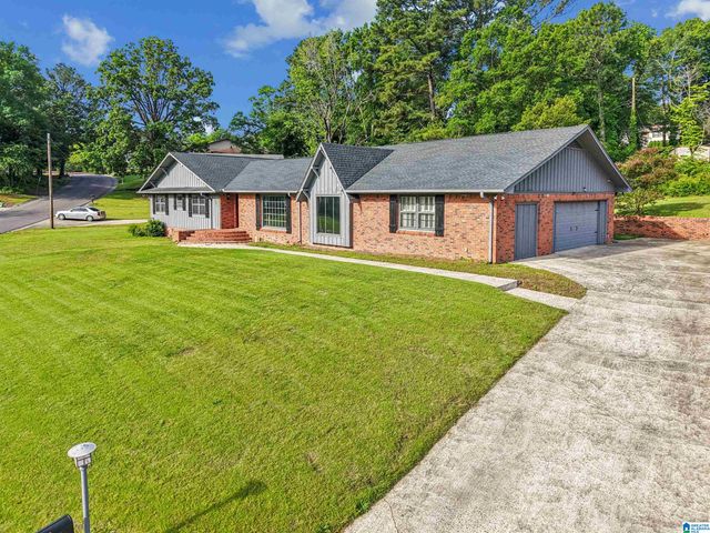 732 MILGRAY LANE, Bessemer, AL 35022