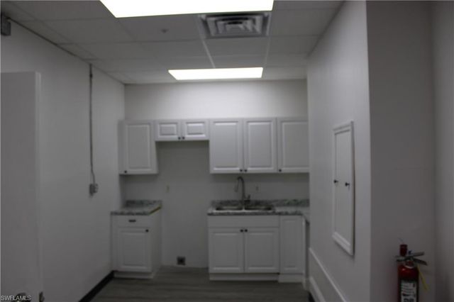 2401 First ST # 300, Fort Myers, FL 33901