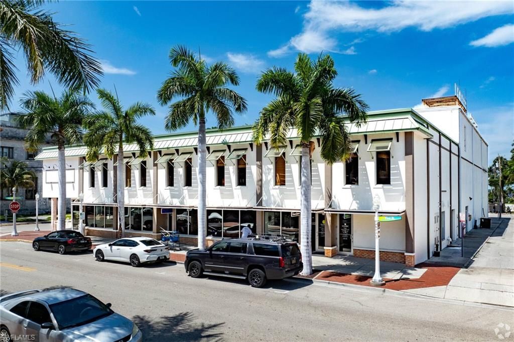 2401 First ST # 300, Fort Myers, FL 33901