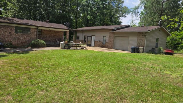 504 W glazy peau, Hot Springs, AR 71909