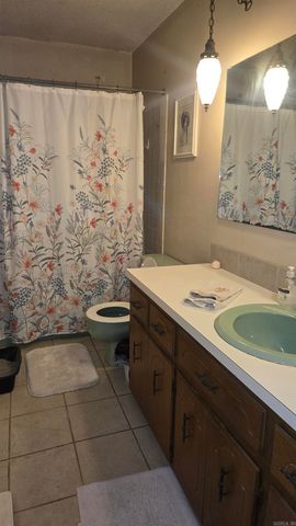 504 W glazy peau, Hot Springs, AR 71909