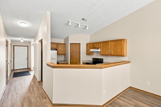 1460 October Ridge Court, Columbus, OH 43223