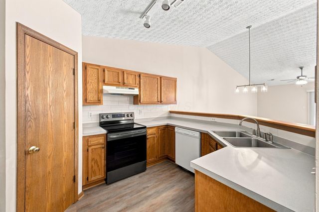 1460 October Ridge Court, Columbus, OH 43223